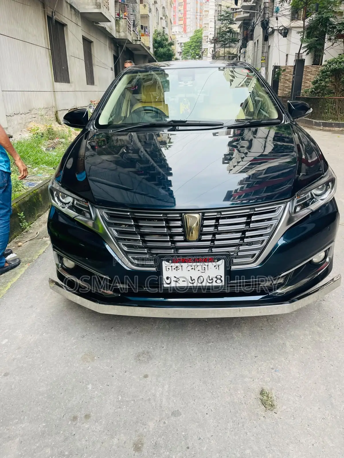 টয়োটা প্রমিও ২০১৭ নীল