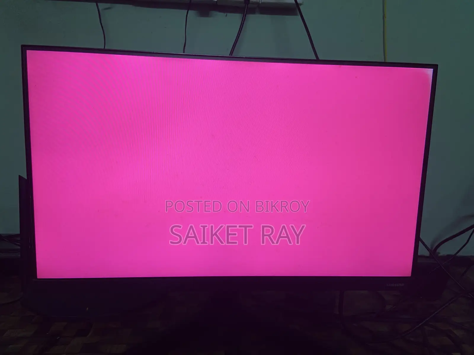 SAMSUNG 22 Inch Borderless Monitor