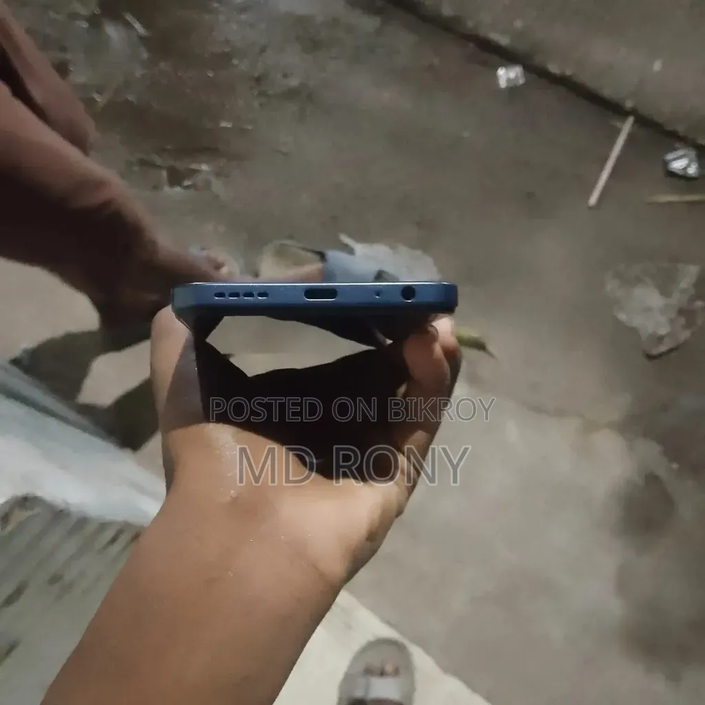 Vivo Y22 128 GB Blue