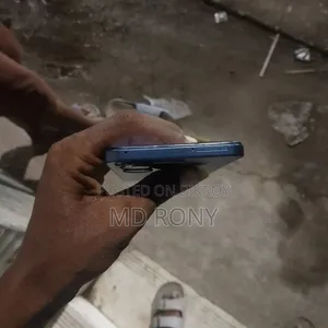 Vivo Y22 128 GB Blue