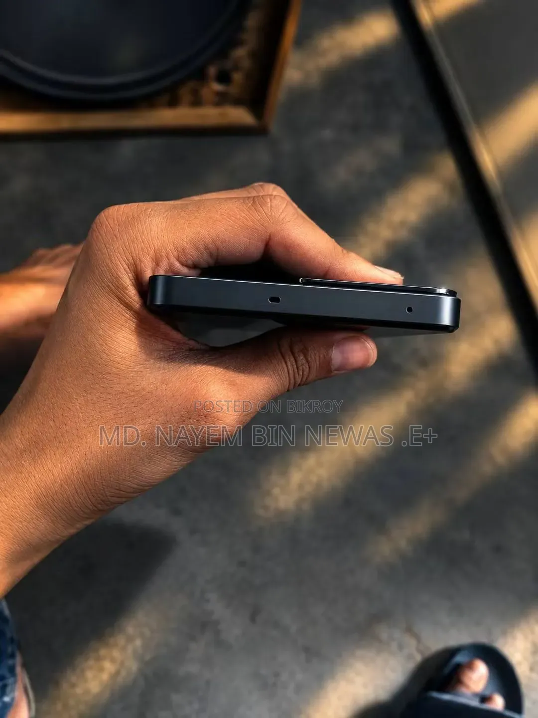 ওয়ানপ্লাস ১০আর ১৫০ডব্লিউ ২৫৬ জিবি ব্ল্যাক