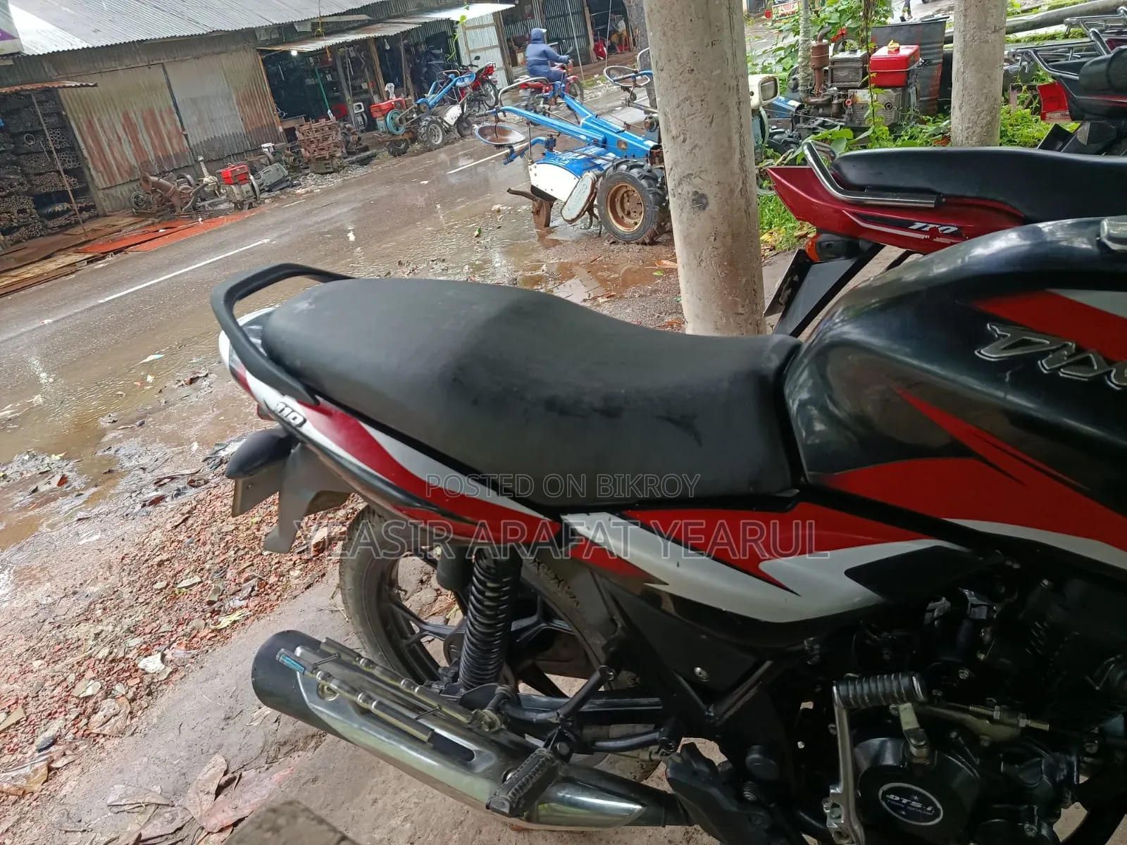Bajaj Discover 110 2023 Black