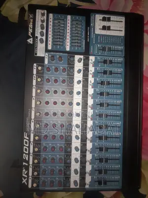 Original Peavey XR 1200 Powered Mixer (USA Patent) - Superb Condition