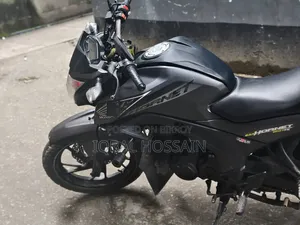 হোন্ডা হর্নেট ২০১৮ গ্রে