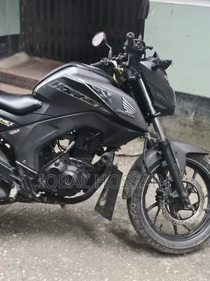 হোন্ডা হর্নেট ২০১৮ গ্রে