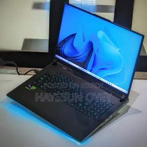 ল্যাপটপ আসুস ROG Strix G18 32GB ইন্টেল কোর i9 SSD 1T