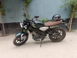 ইয়ামাহা ২০২২ সবুজ