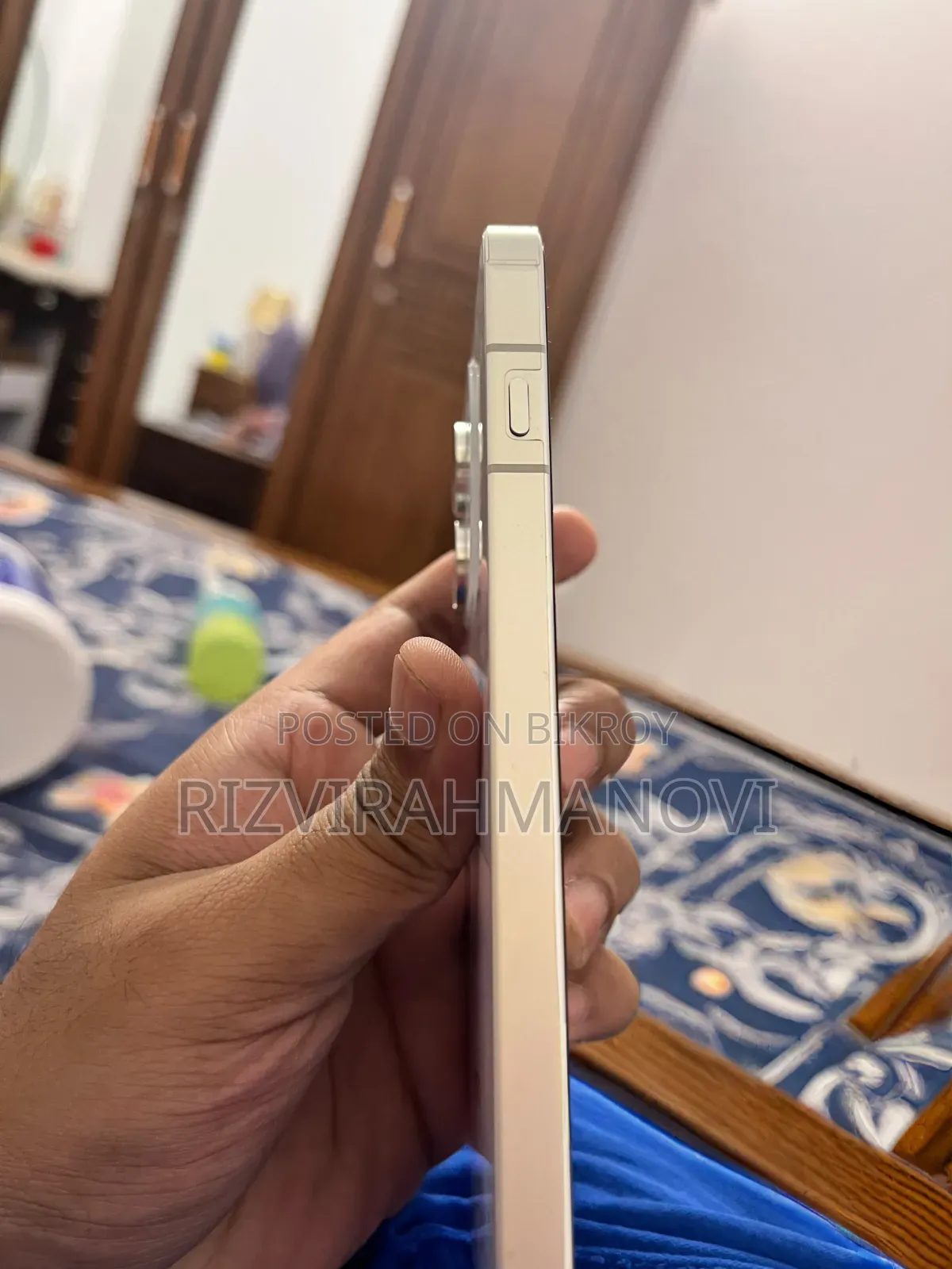 নতুন ওপ্পো রেনো১৬ ২৫৬ জিবি সাদা