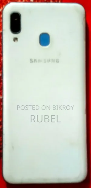 স্যামসাং গ্যালাক্সি এ৩০ ৬৪ জিবি হোয়াইট