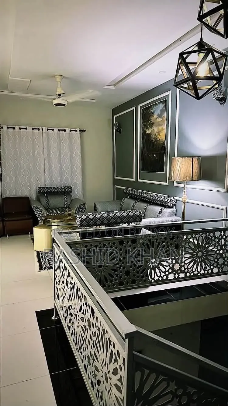 Hours Daily Weekly Monthly Full Furnish Service Room Rent