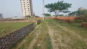 Photo - Buy 5 Katha Plot Sale Bashundhara M Block