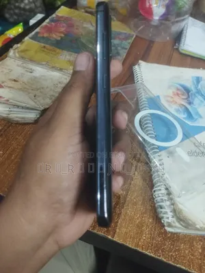 Samsung Galaxy S20 128 GB Black