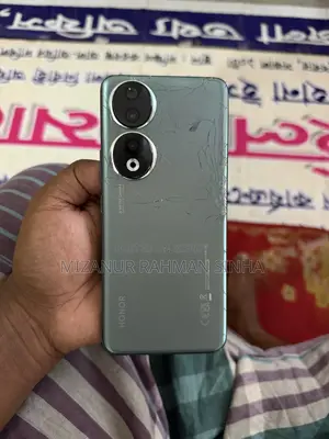 Honor 90 Display