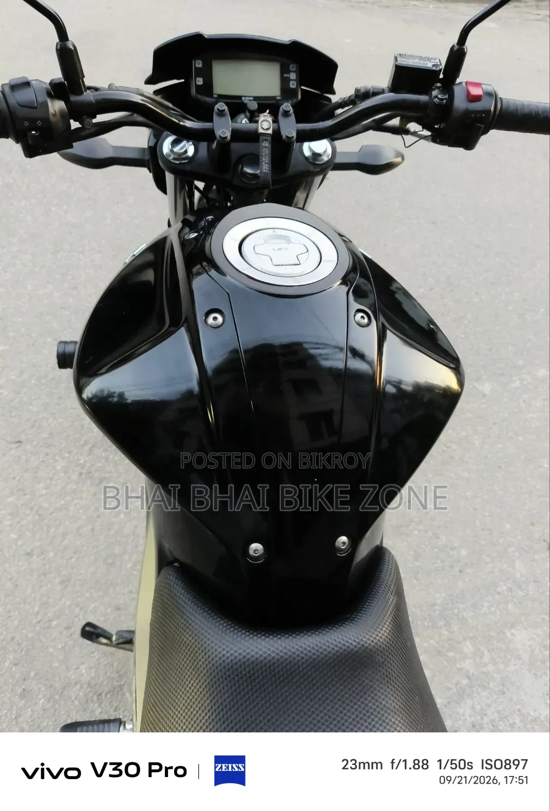 Suzuki Gixxer 2023 Black