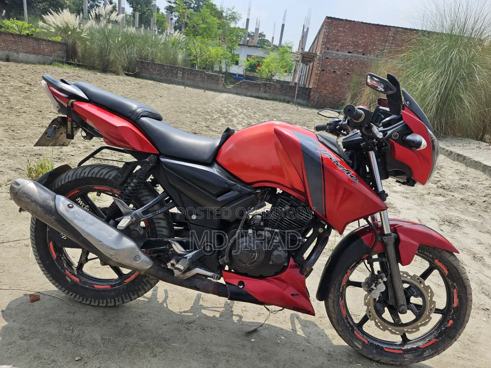 TVS Apache RTR 160 2V 2014 Red