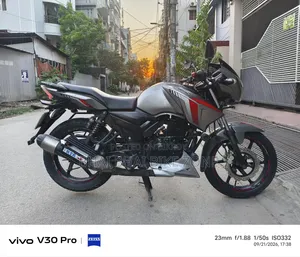 TVS Apache RTR 160 2V 2018 Silver