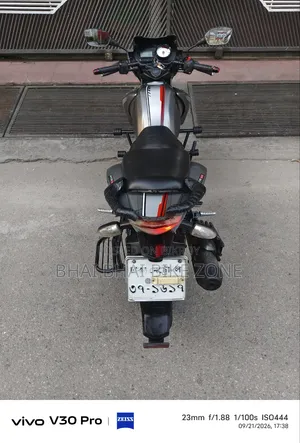 TVS Apache RTR 160 2V 2018 Silver
