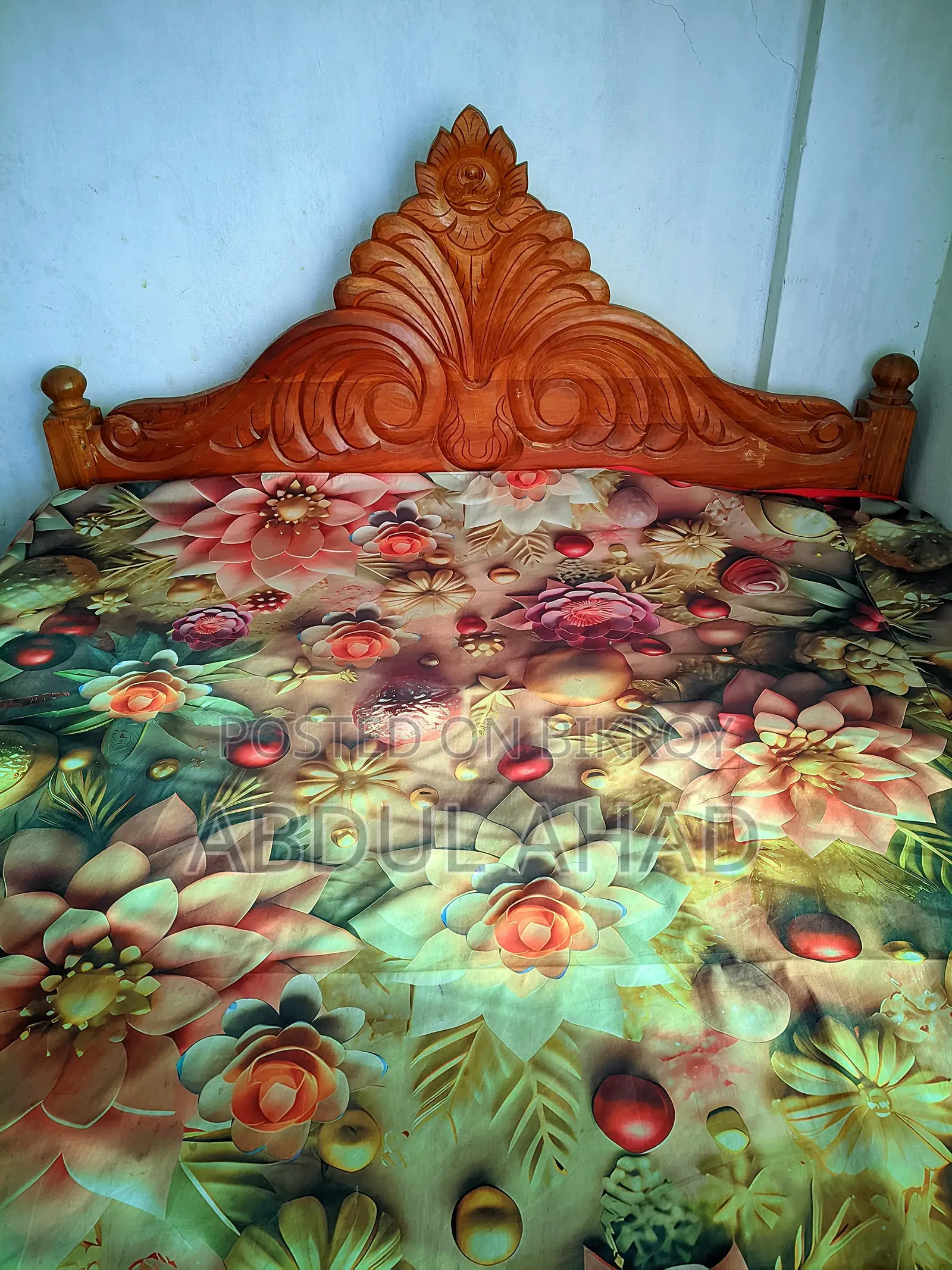 Wooden Bed 5/7