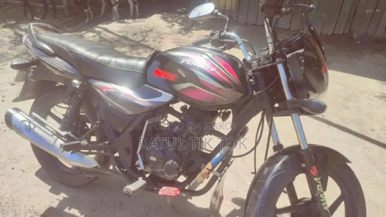 Bajaj Discover 100 2026 Black