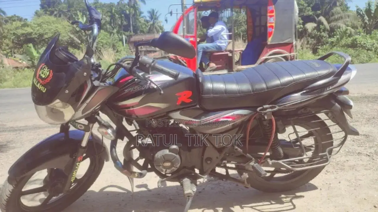 Bajaj Discover 100 2026 Black