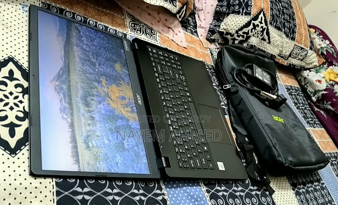 Laptop Acer Extensa 15 8GB Intel Core i5 HDD+SSD 128GB