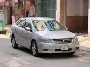টয়োটা প্রমিও ২০০৬ সিলভার