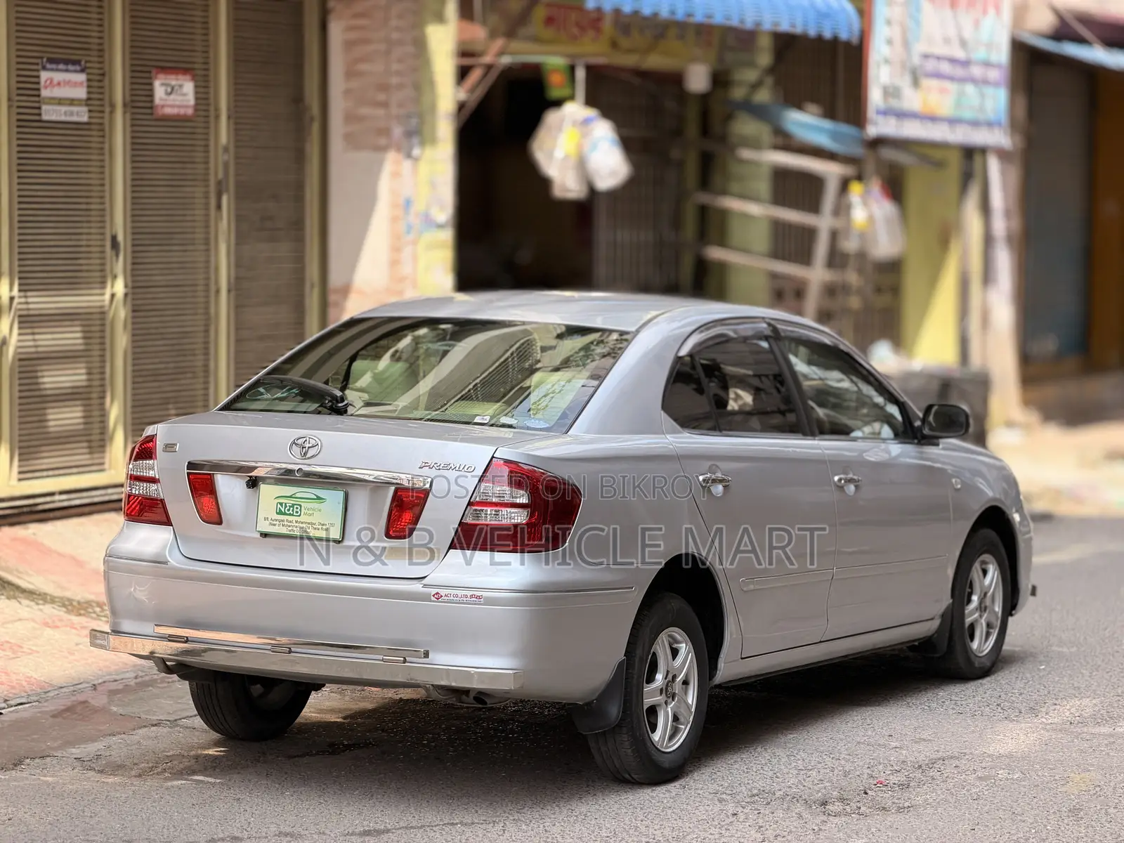 টয়োটা প্রমিও ২০০৬ সিলভার