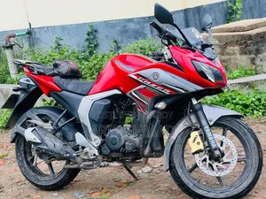 Yamaha Fazer FI V2 2017 Red