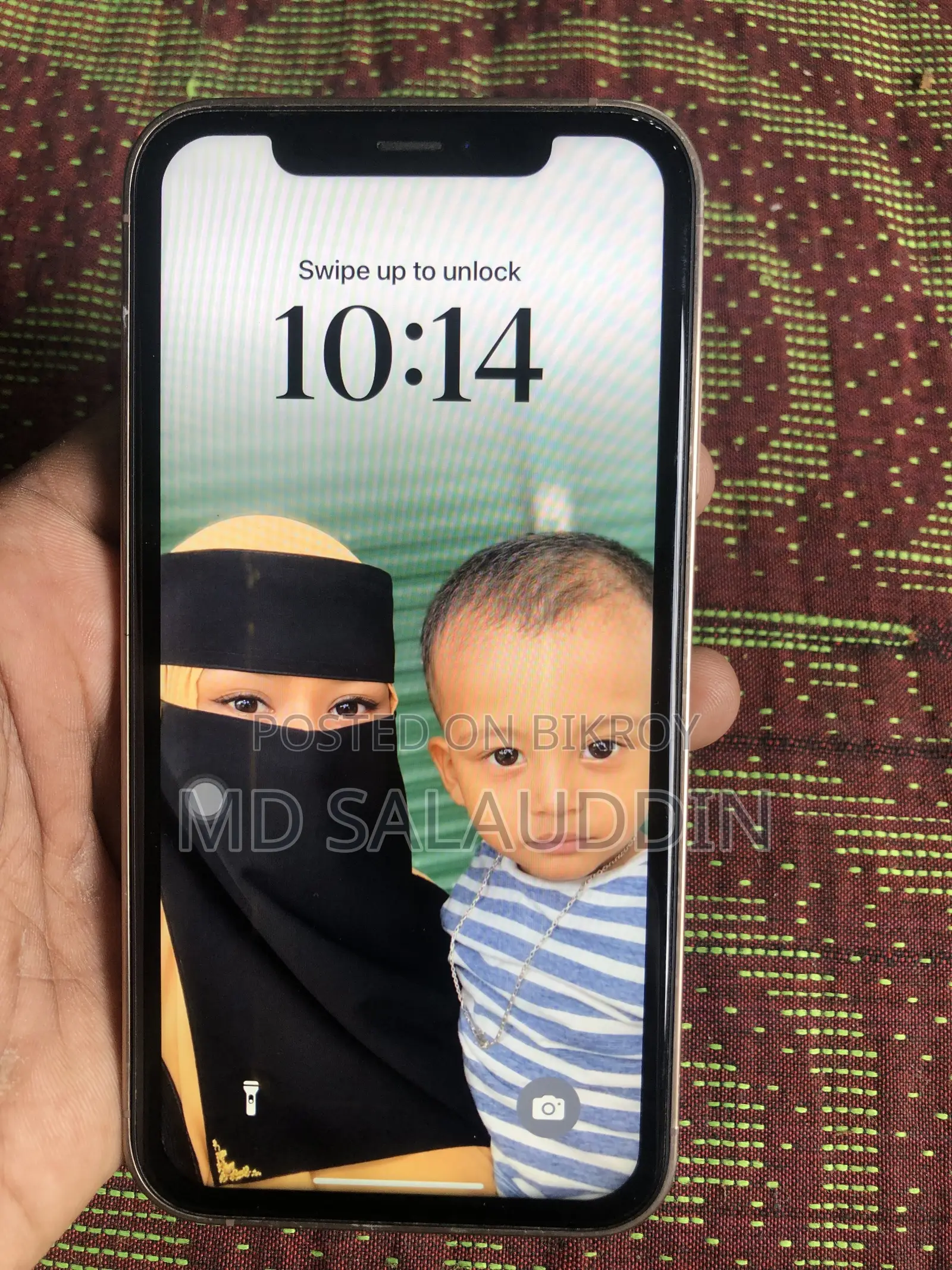 Apple iPhone XR 64 GB Gold