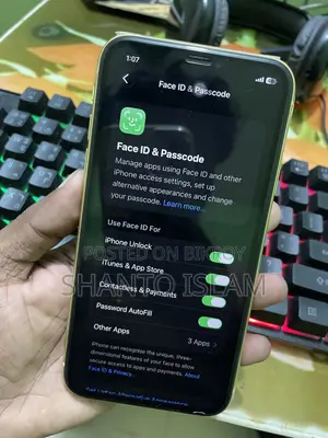 Apple iPhone 11 128 GB Yellow