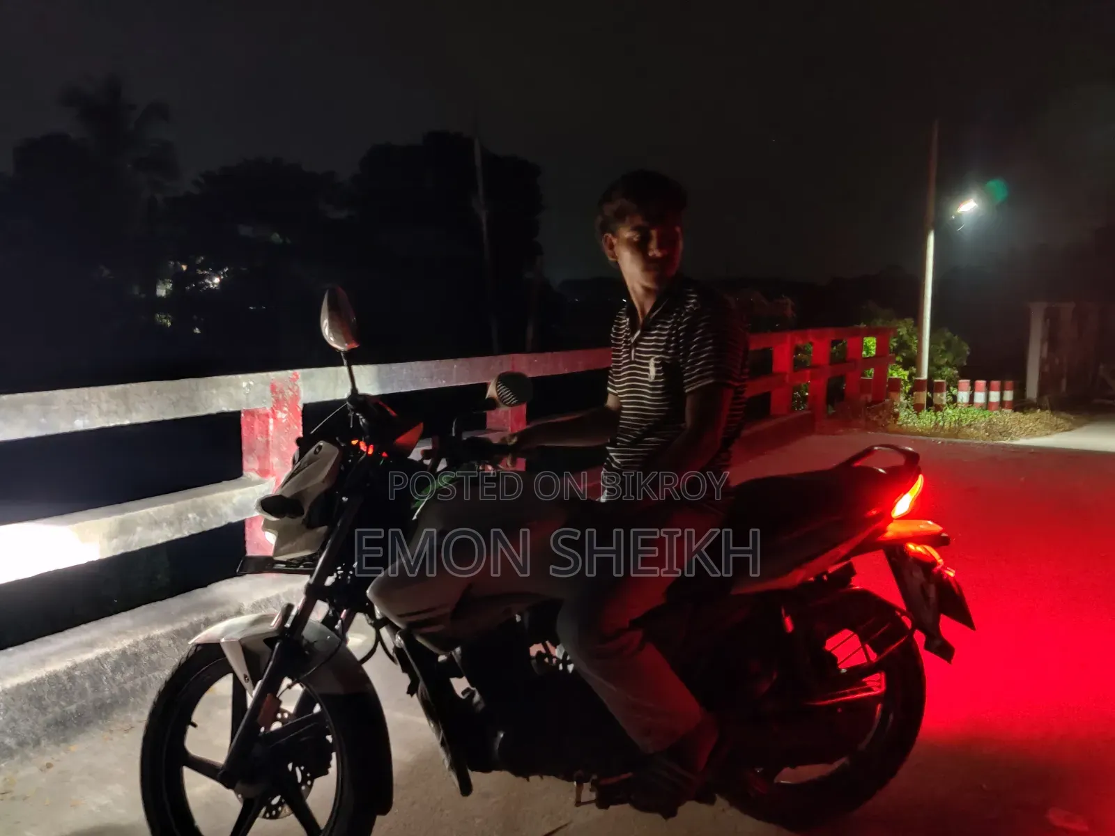 হিরো হাংক ১৫০ ২০১৮ সাদা