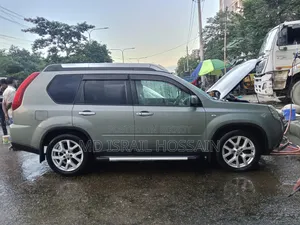 Nissan X-Trail 2011 Silver