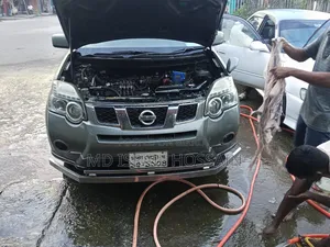 Nissan X-Trail 2011 Silver