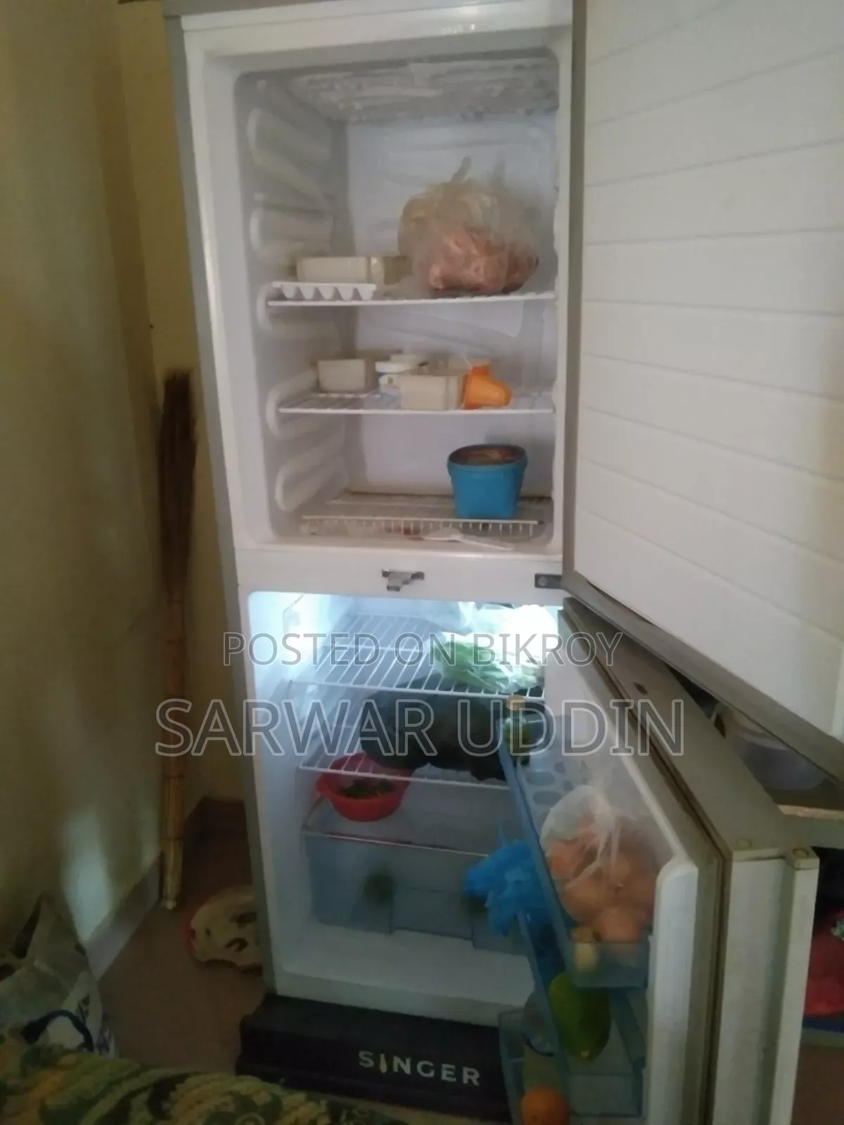 একটি সিন্গার ফ্রিজ বিক্রি করা হবে