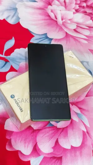 মোটরোলার এজ ৫০ ফিউশন ১২৮ জিবি সবুজ