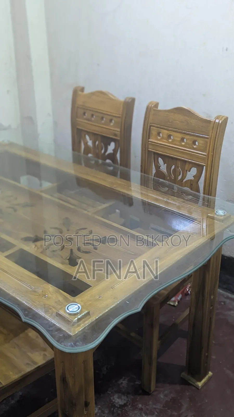 Chittagong Shagun Wood Used Dining Table for Sale