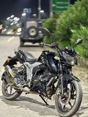 TVS Apache 160 4V 2020 Black