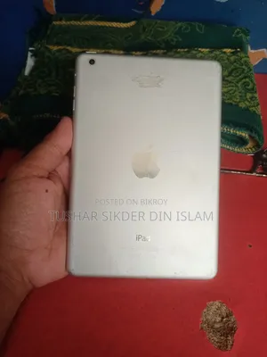 Apple iPad Wi-Fi 16 GB Silver