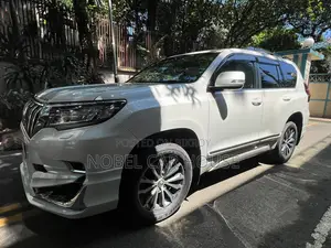 Toyota Land Cruiser Prado 2018 Pearl
