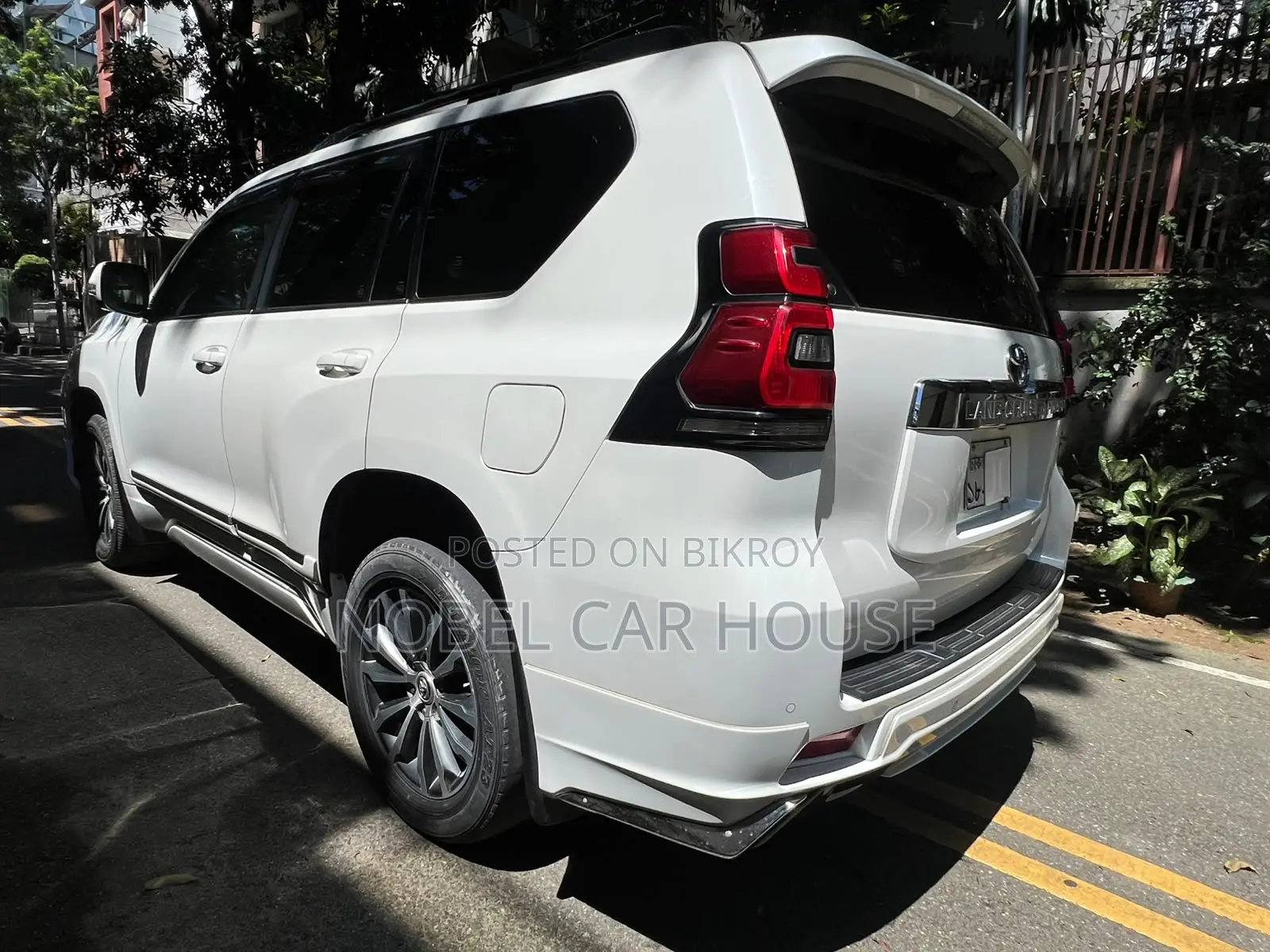 Toyota Land Cruiser Prado 2018 Pearl