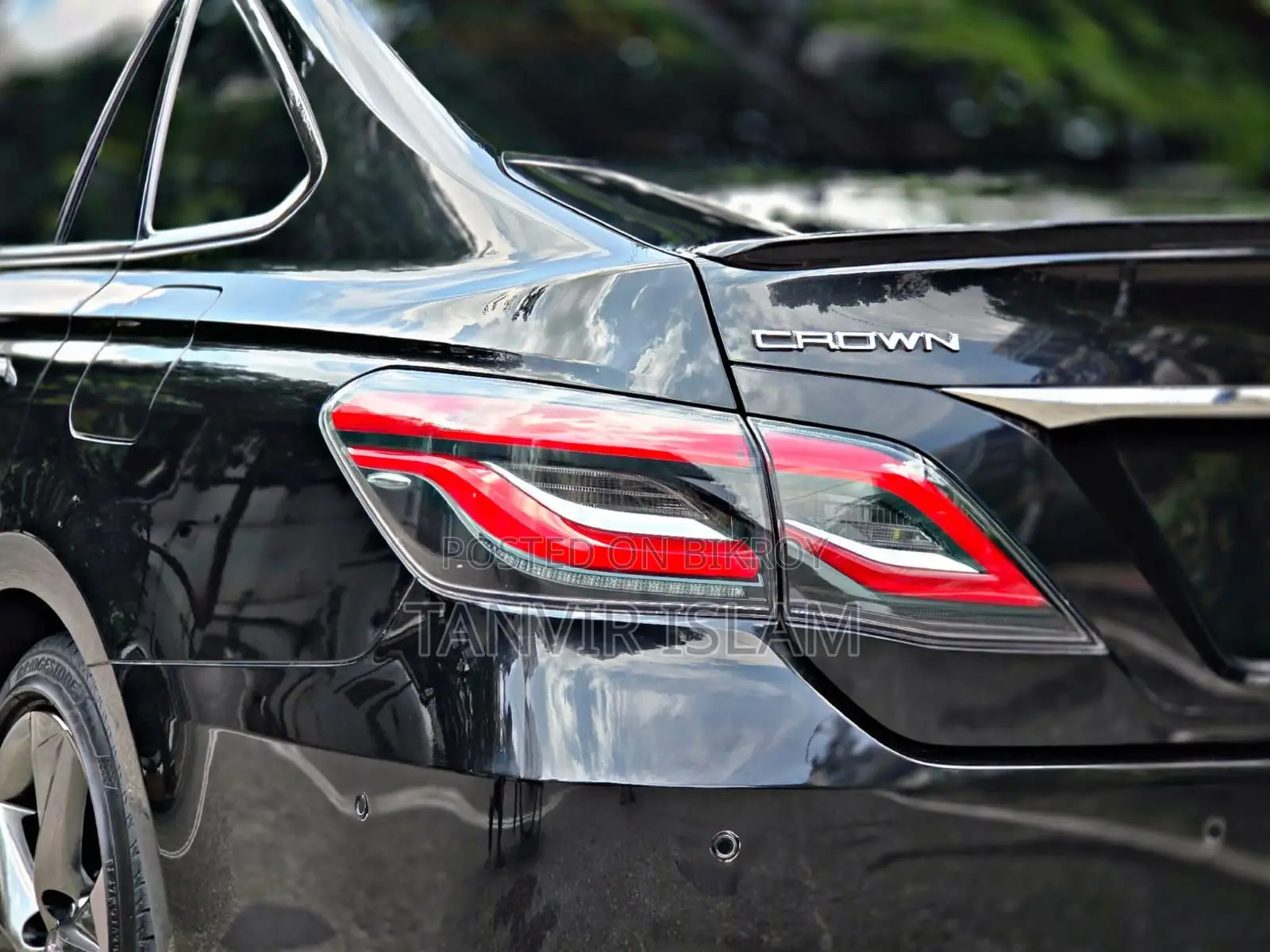 Toyota Crown 2018 Black