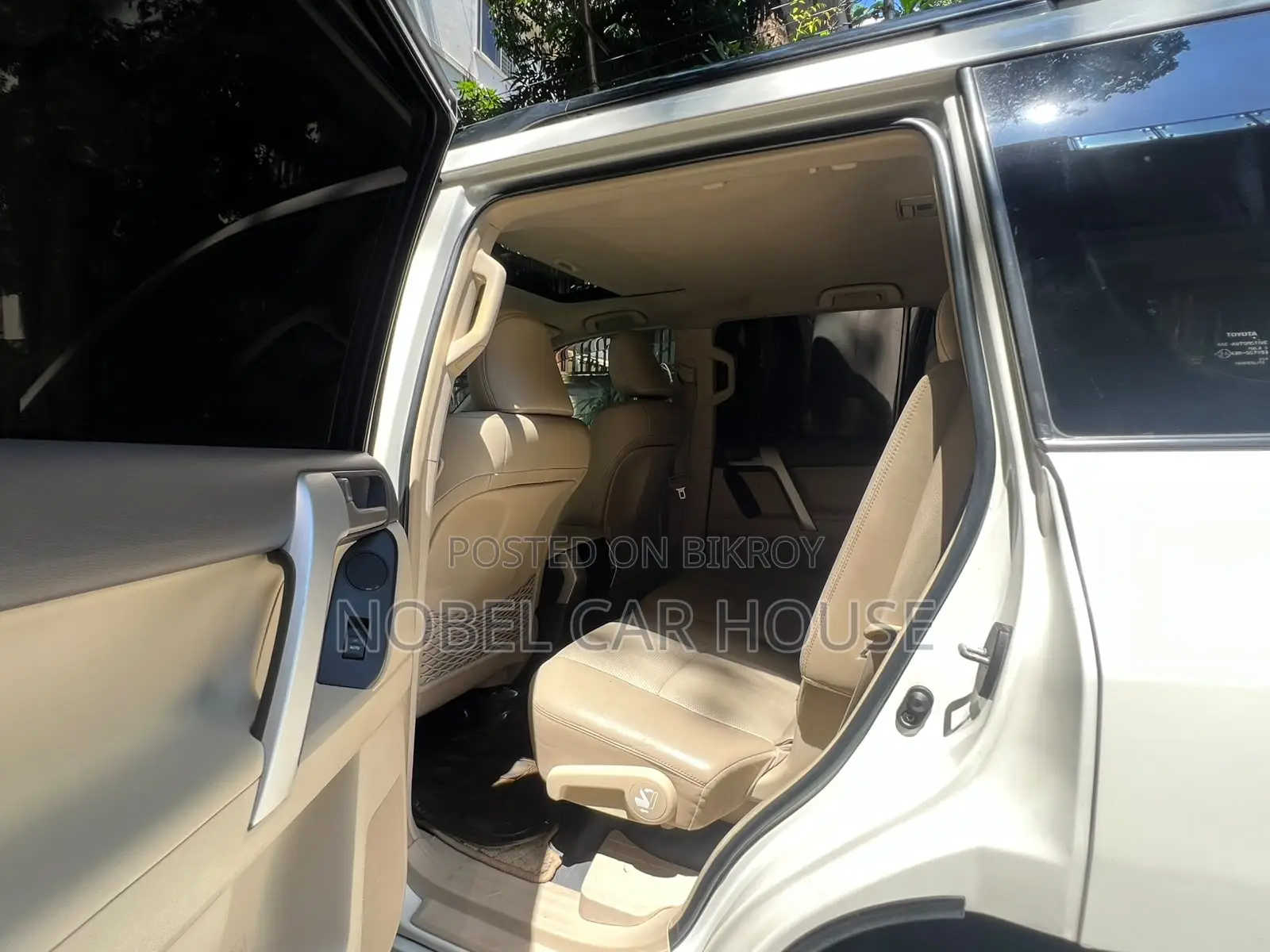 Toyota Land Cruiser Prado 2018 Pearl