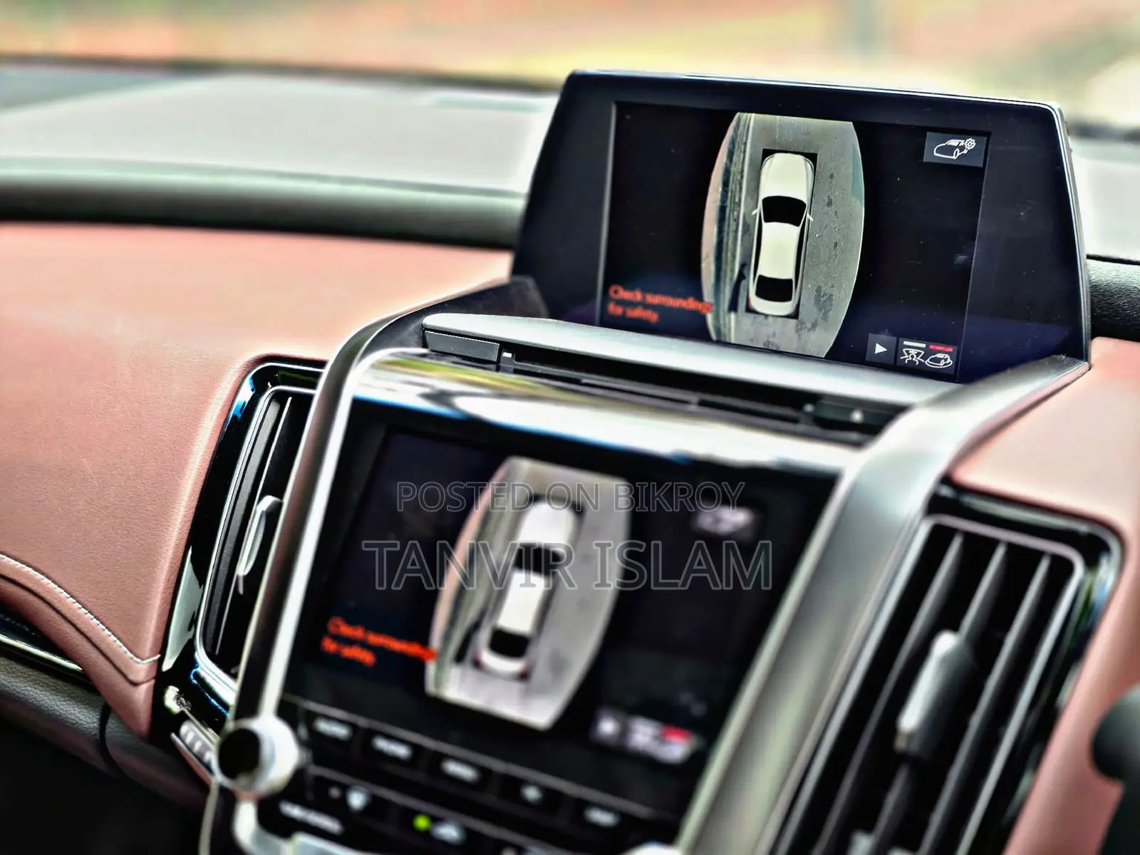 Toyota Crown 2018 Black