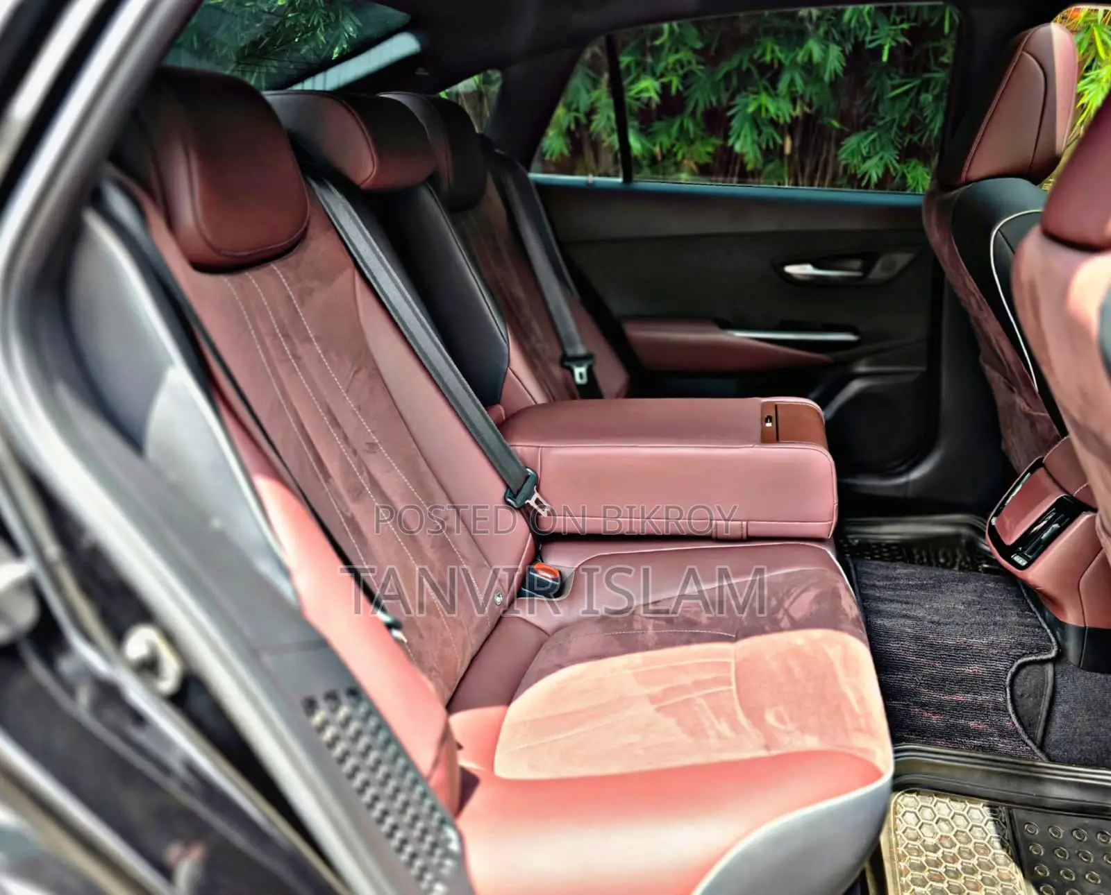 Toyota Crown 2018 Black