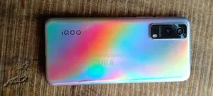 iQOO 128 GB