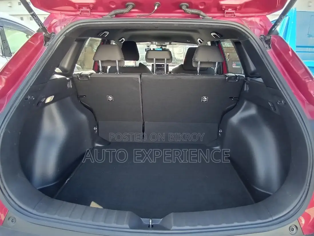 Toyota Corolla Cross 1.8 Hybrid AWD 2022 Red