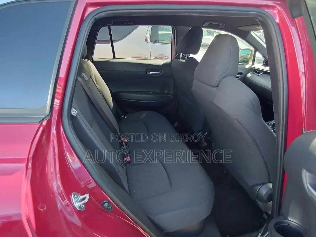 Toyota Corolla Cross 1.8 Hybrid AWD 2022 Red