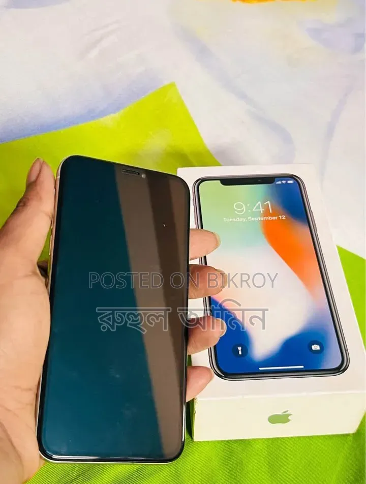 Apple iPhone X 256 GB White