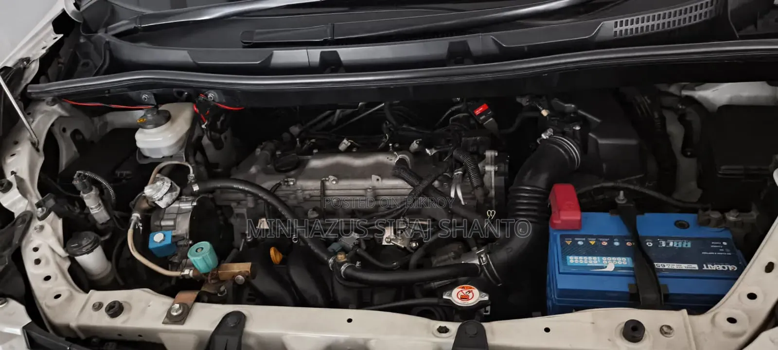 New Toyota Noah 2.0 143hp AWD (7 Seater) 2012 Pearl