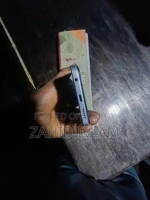 সিম্ফনি ইনোভা ৩০ ১২৮ জিবি সিলভার